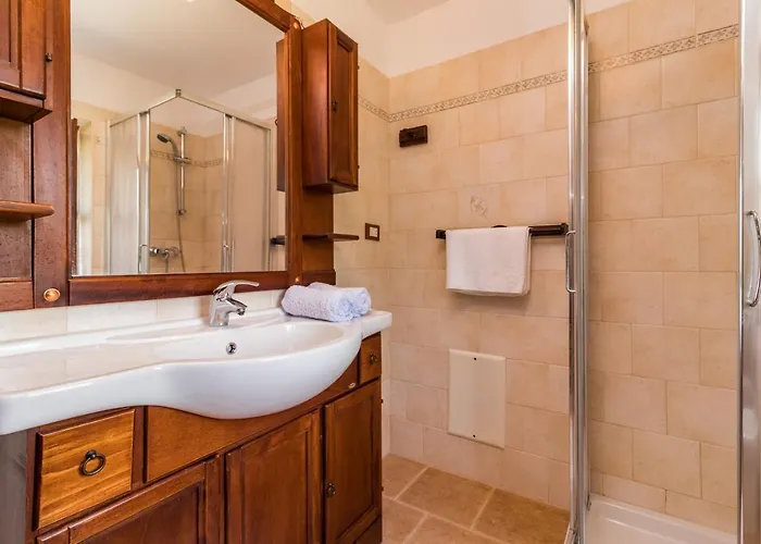 Antique Istrian Martina *