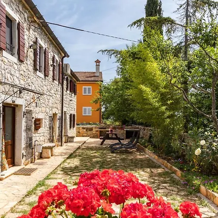 Antique Istrian Martina Дом отдыха *