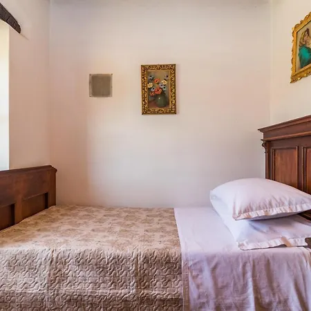 Antique Istrian Martina Semesterbostad Poreč